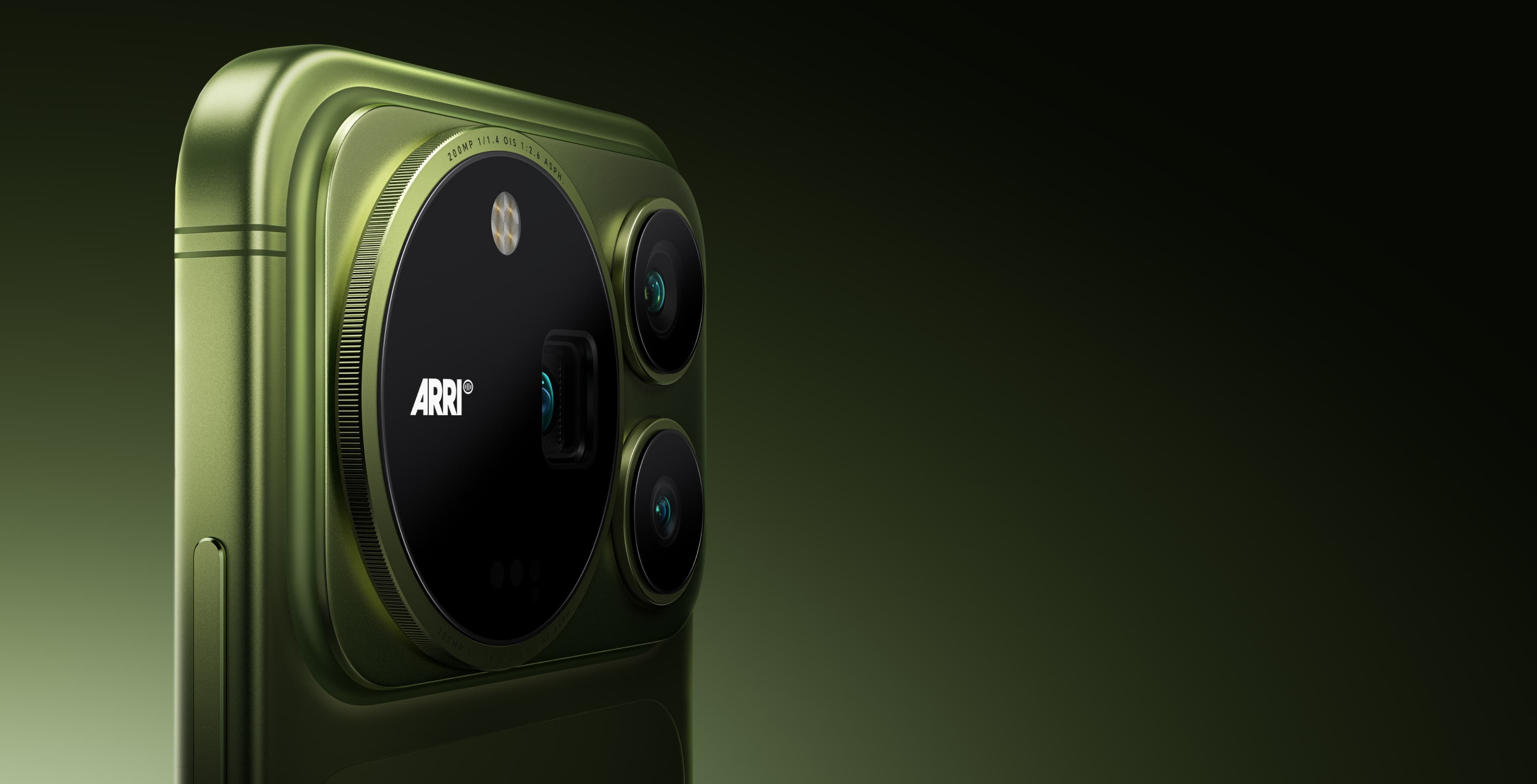 Official render of the Moss Green Honor Magic 9 Pro Max rear camera island, with ARRI branding and a knurled lens ring marked 200MP 1/1.4 OIS 1:2.6 ASPH
